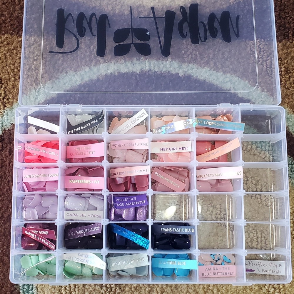 Multiple sets of NEW & UNUSED Red Aspen Nail Dashes 😍